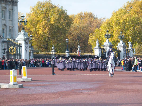 CRW_6681_Buckingham_Palace